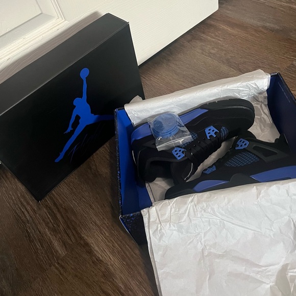 Jordan 4s Blue thunders Women's Sneakers - Picture 1 of 3